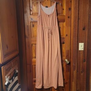 Faded Glory SzM Maxi Summer dress. Pink & grey stripes.